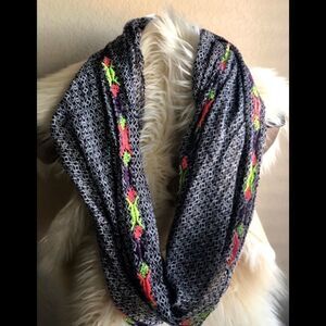 Old Navy color block embroidery infinity scarf